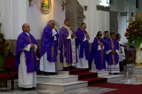 Misas por Mons. Javier Echevarría en Guatemala