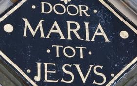 Door Maria naar Jezus