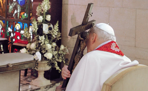 Junto a Juan Pablo II