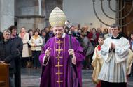 Festmesse in Köln: 100 Jahre Bischof Alvaro
