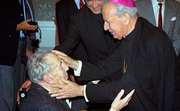 Decree on the Heroic Virtues of Alvaro del Portillo