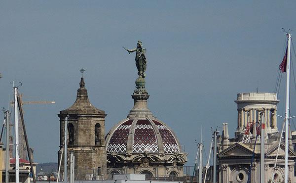 «Princesa de Barcelona, protegiu vostra ciutat»