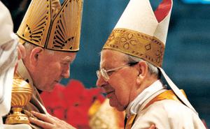 Johannes Paul II og Johannes XXIII helgenkåres. Alvaro del Portillo saligkåres