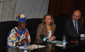 Antoinette Kankindi, Premio Harambee 2017, reivindica no campus o papel da muller como motor de África