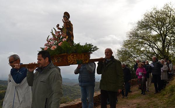 "Que cadascú demani a la Mare de Déu la seva rosa"