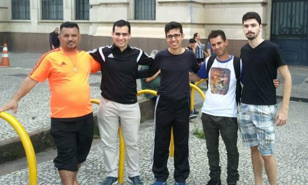 Visitando a Cracolândia