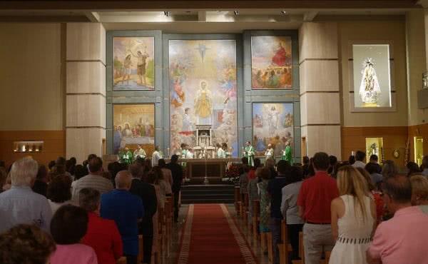El arzobispo de Valencia preside una Misa solemne de acción de gracias por el 90 aniversario del Opus Dei