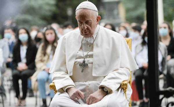 El Papa: oración y don de sí, contra el racismo y la violencia