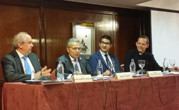 El perfil de sacerdote que quiere Francisco: abierto, acogedor y que rece