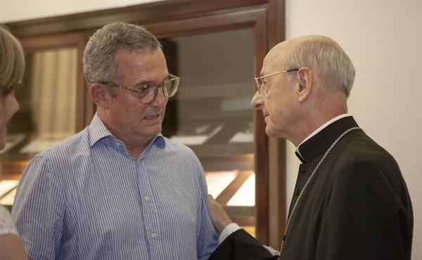 «El amor de Dios nos acompaña, nos precede y nos sigue siempre»