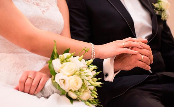 Un casament i una curació