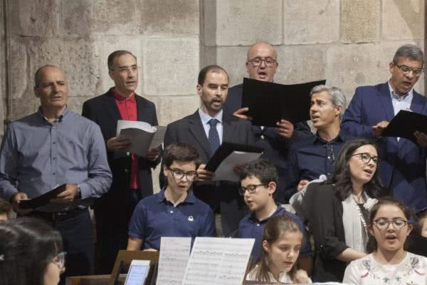 Fotos e homilias das Missas em honra de S. Josemaria em Portugal, Angola e Timor