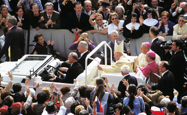 Opus Dei - El Prelado: «Danos esa juventud del alma que siempre tuvo san Josemaría»