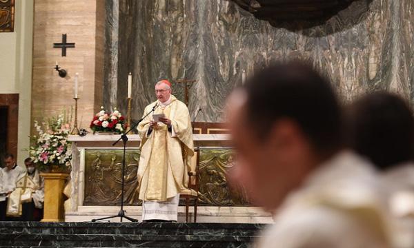 Caridade e vida: sobre isso fala o cardeal Parolin aos novos sacerdotes