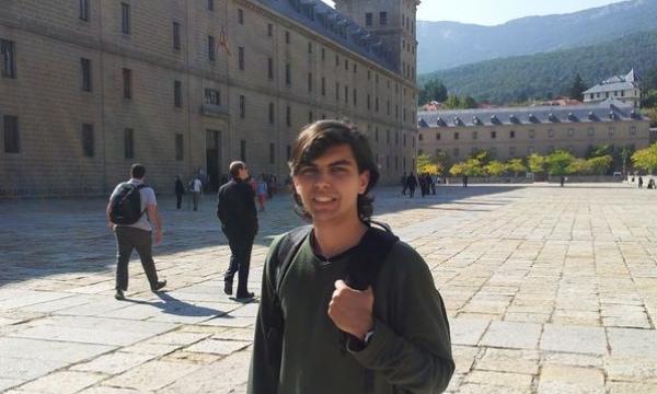 Alvaro, a Beacon for his Friends