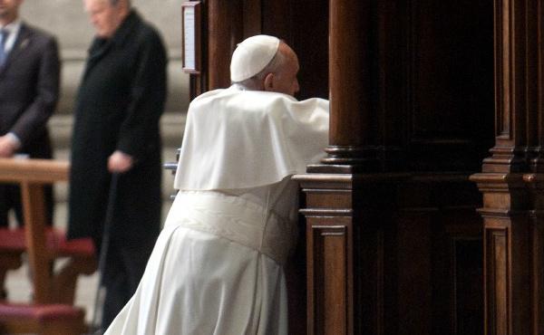 La confessione in 10 frasi di papa Francesco