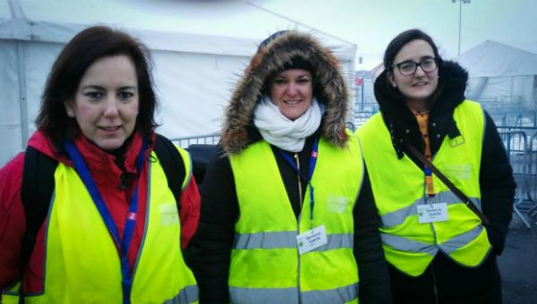 Mochilas de esperança para os refugiados