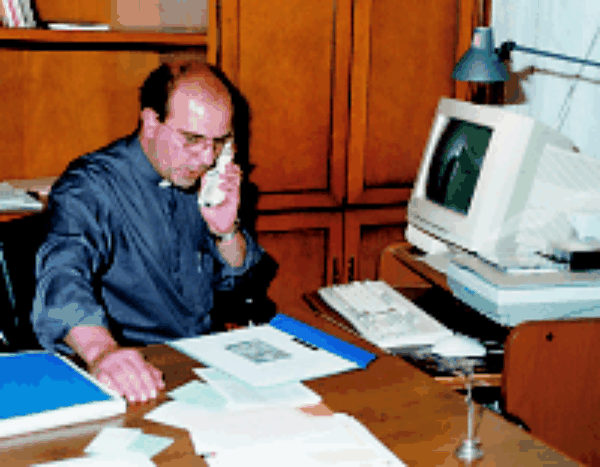 “Procuro que os fiéis visitem o Senhor no Sacrário”