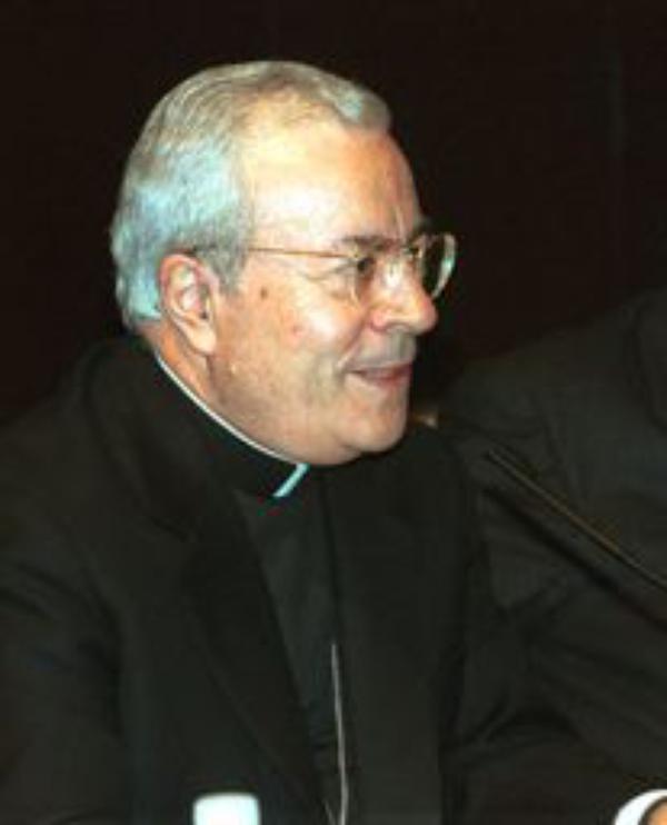 Intervención del Nuncio durante la presentación del libro "Josemaría Escrivá, 1902-2002"