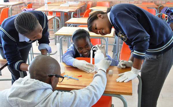 Istruzione e futuro in Africa: il meeting annuale di Harambee