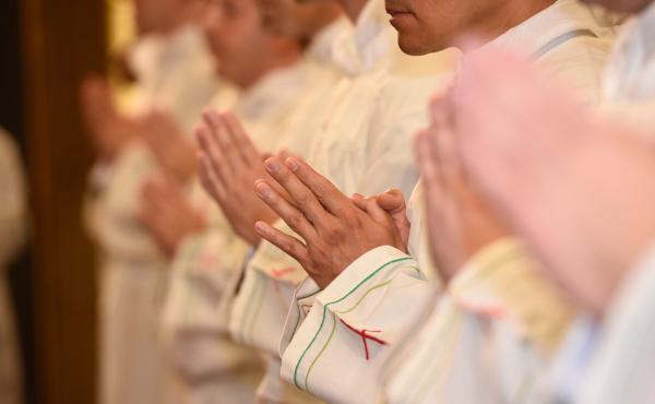 27名の助祭叙階。「受け入れなさい、理解しなさい、寄り添いなさい」