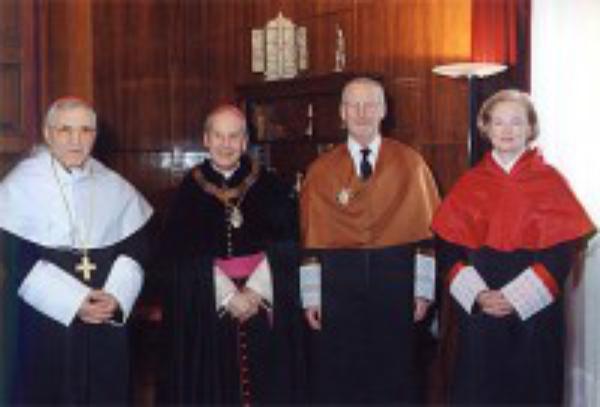 Doctores Honoris Causa por la Universidad de Navarra