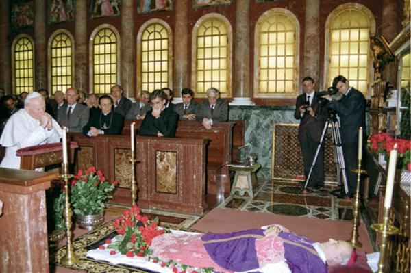 Der Tod von Bischof Alvaro (23.3.1994)