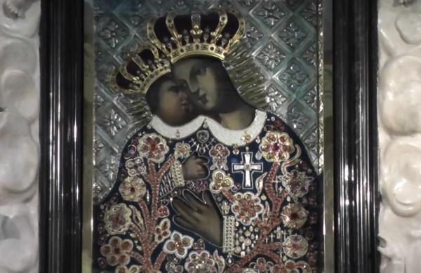 "To you I entrust the future of the Church"