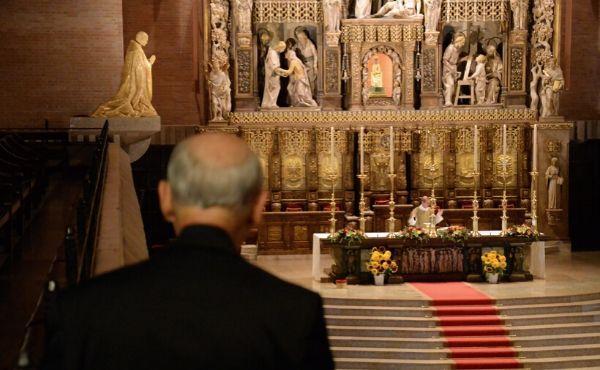 Meditazioni del prelato dell'Opus Dei nella Settimana Santa 2020