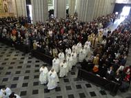 Estátua de São Josemaria na Catedral da Sé, em São Paulo