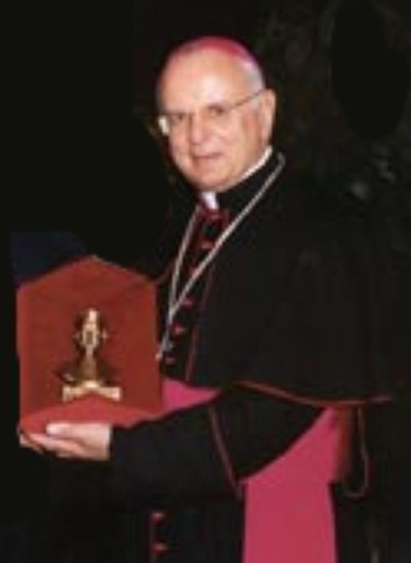Mons. Monterisi: “La prelatura personal, una figura que enriquece la comunión de la Iglesia”
