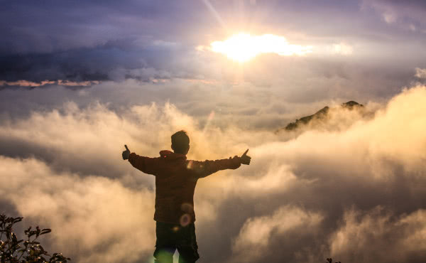 Opus Dei - La gratitud nos mueve a la lucha