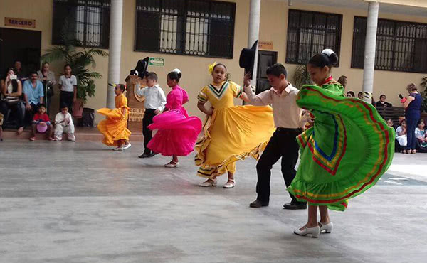Guadalupe ha sido una gran intercesora en todo lo relacionado con la construcción del inmueble y los distintos pasos burocráticos que se fueron dando.