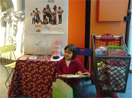 Uma iniciativa do Banco do Brinquedo no Centro Comercial Colombo 