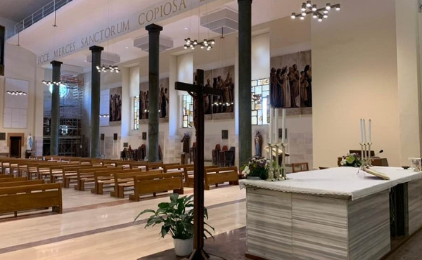 San Josemaría in un’opera d’arte nella parrocchia dei Santi Fabiano e
