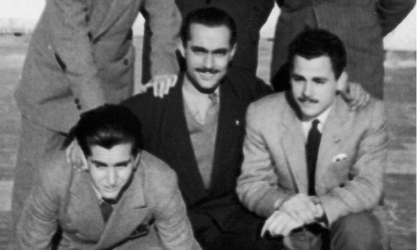 Silverio Palafox com vários amigos em 1944, na Residência Moncloa (Madri): é o primeiro da direita.