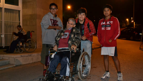 En el Braval, quien recibe ayuda, también debe ofrecerla a los demás.