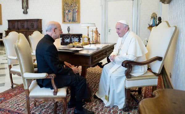 Papa Francisc îl primește pe prelat