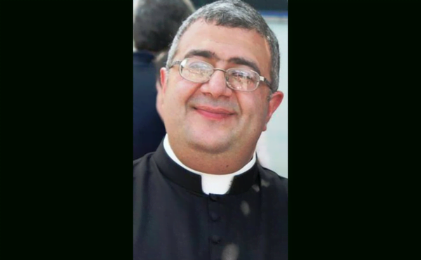  “A vida de padre nem sempre é um mar de rosas”