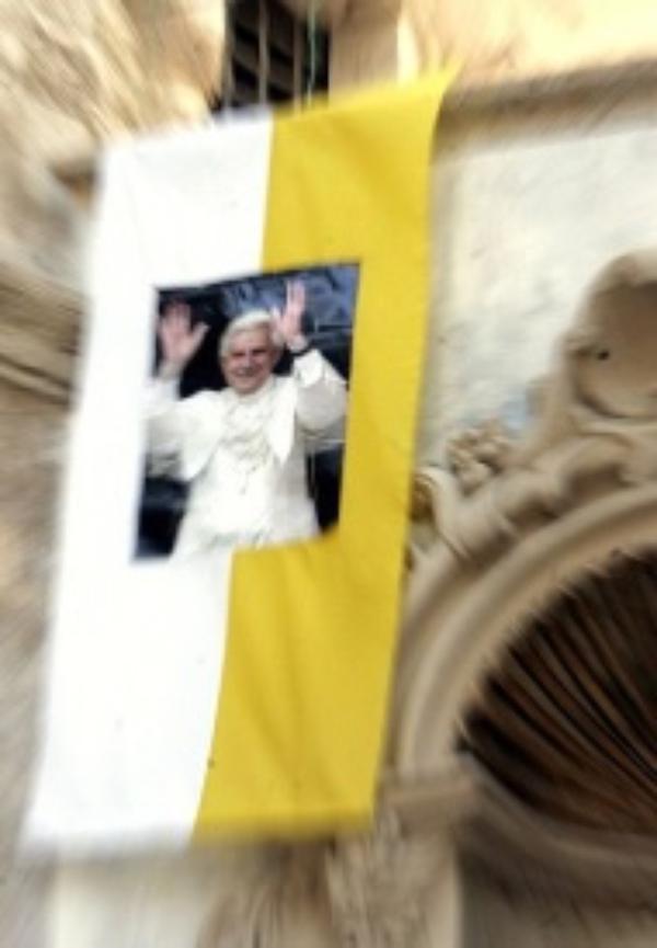 "La puerta de la fe": carta de Benedicto XVI