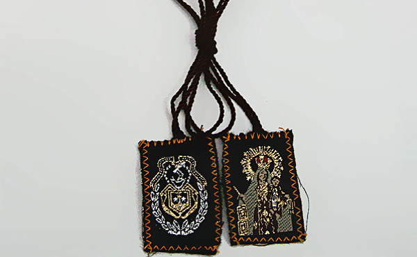 El escapulario del Carmen Opus Dei