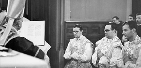 Im Dienst der Priester